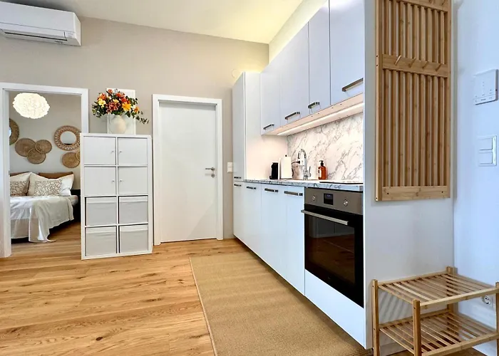 Garden Cocoon Terrace And Ac Daire